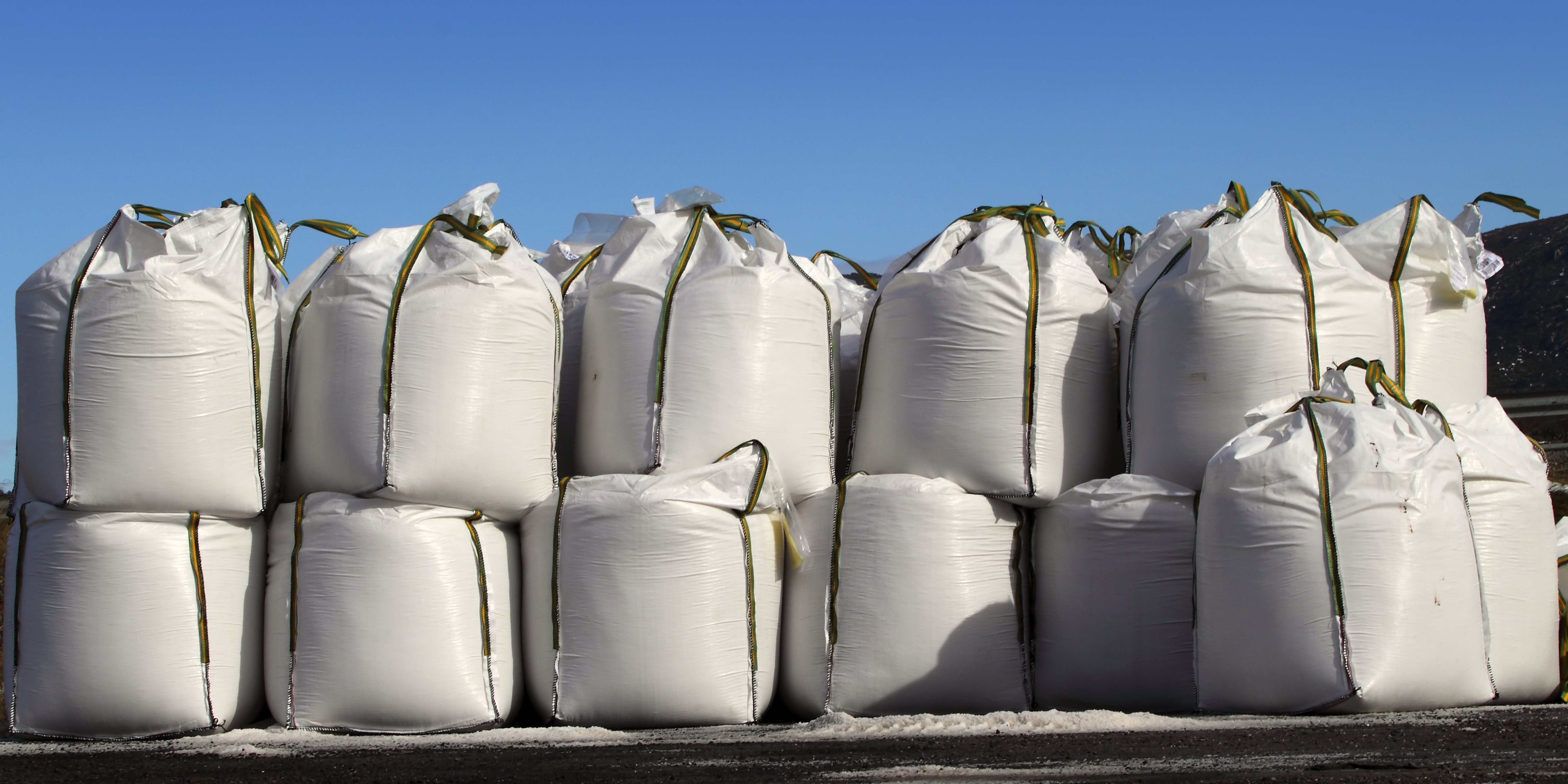 Bulk Packaging Bags for Shipping: Protecting and Transporting