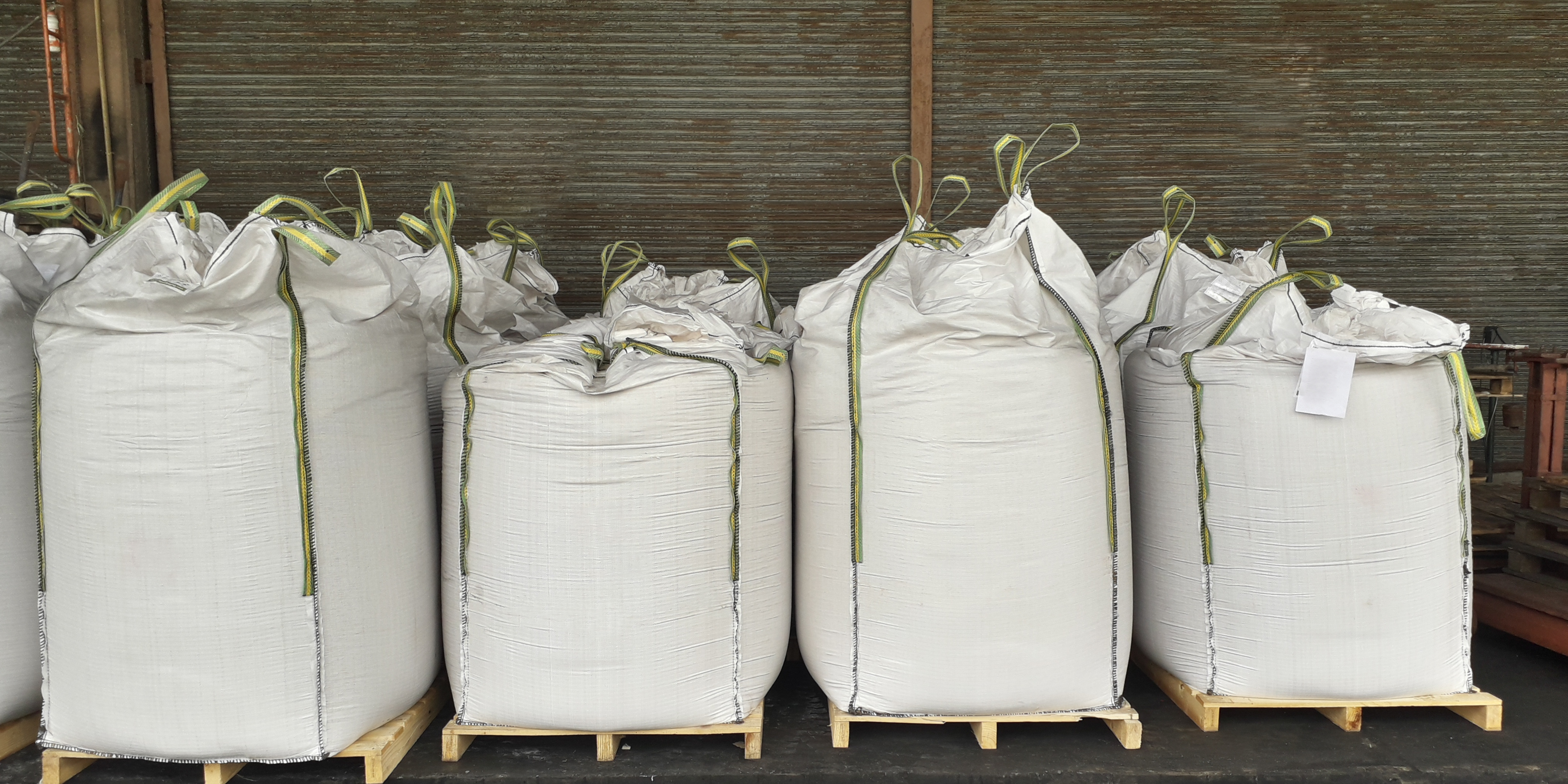 An Overview of FIBC Bags: Exploring Types, Features, and Costs